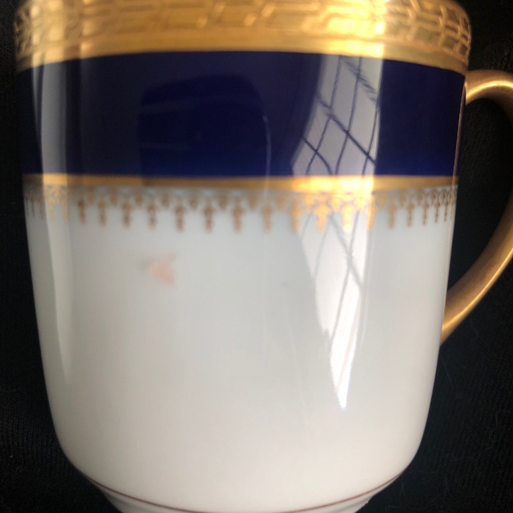 Tiffany & Co. 4 Vintage White Porcelain Saucer with Gold Band & 3 Bavaria Cups - Picture 4 of 16